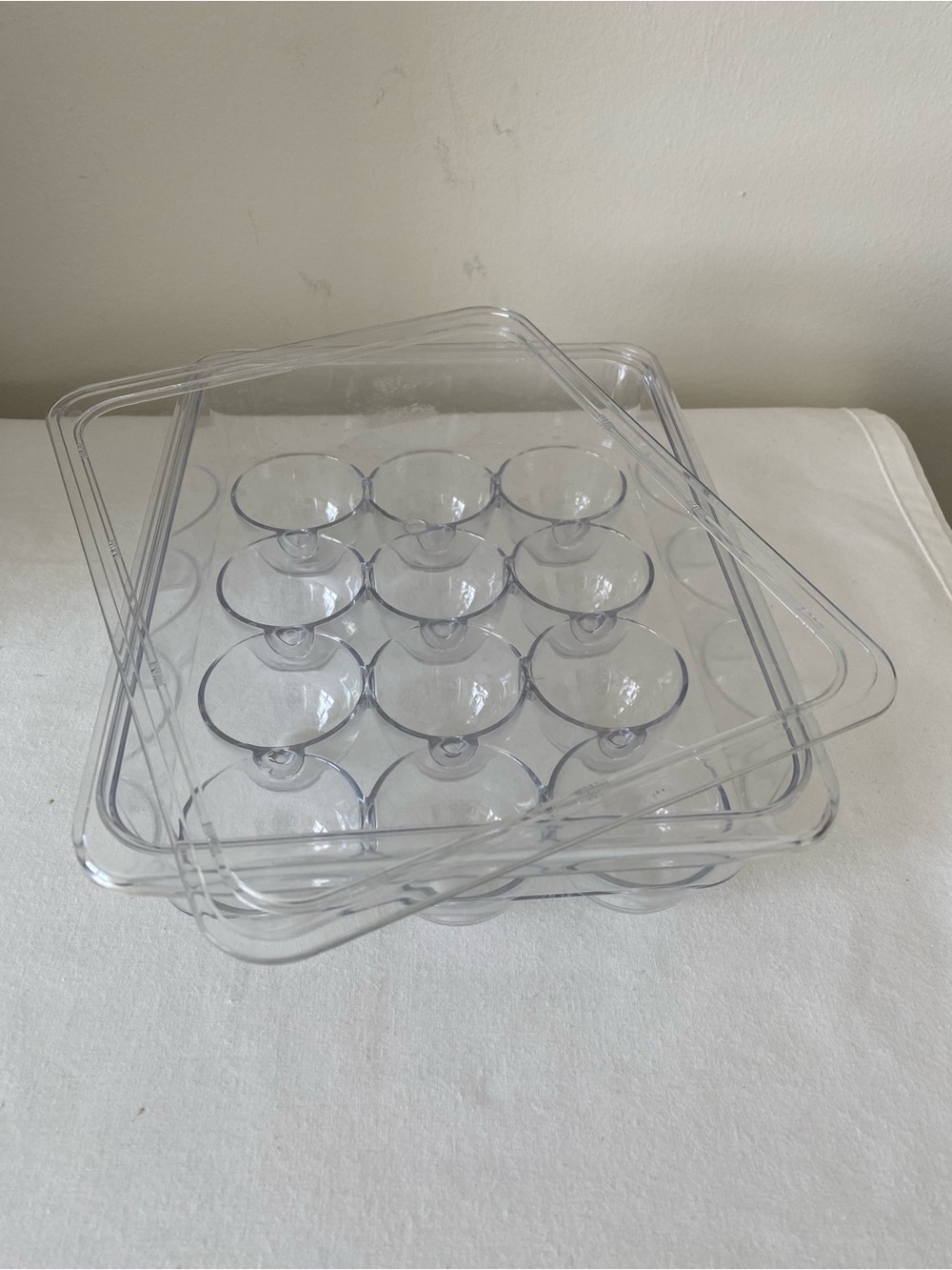 Egg tray fridge organizer for 1 dozen eggs